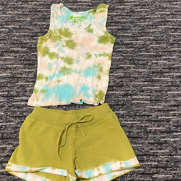 CUTE SET PERFECT CONDITION - Picture 2 of 2